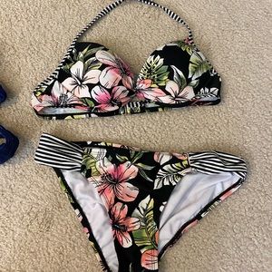 Bathing suit